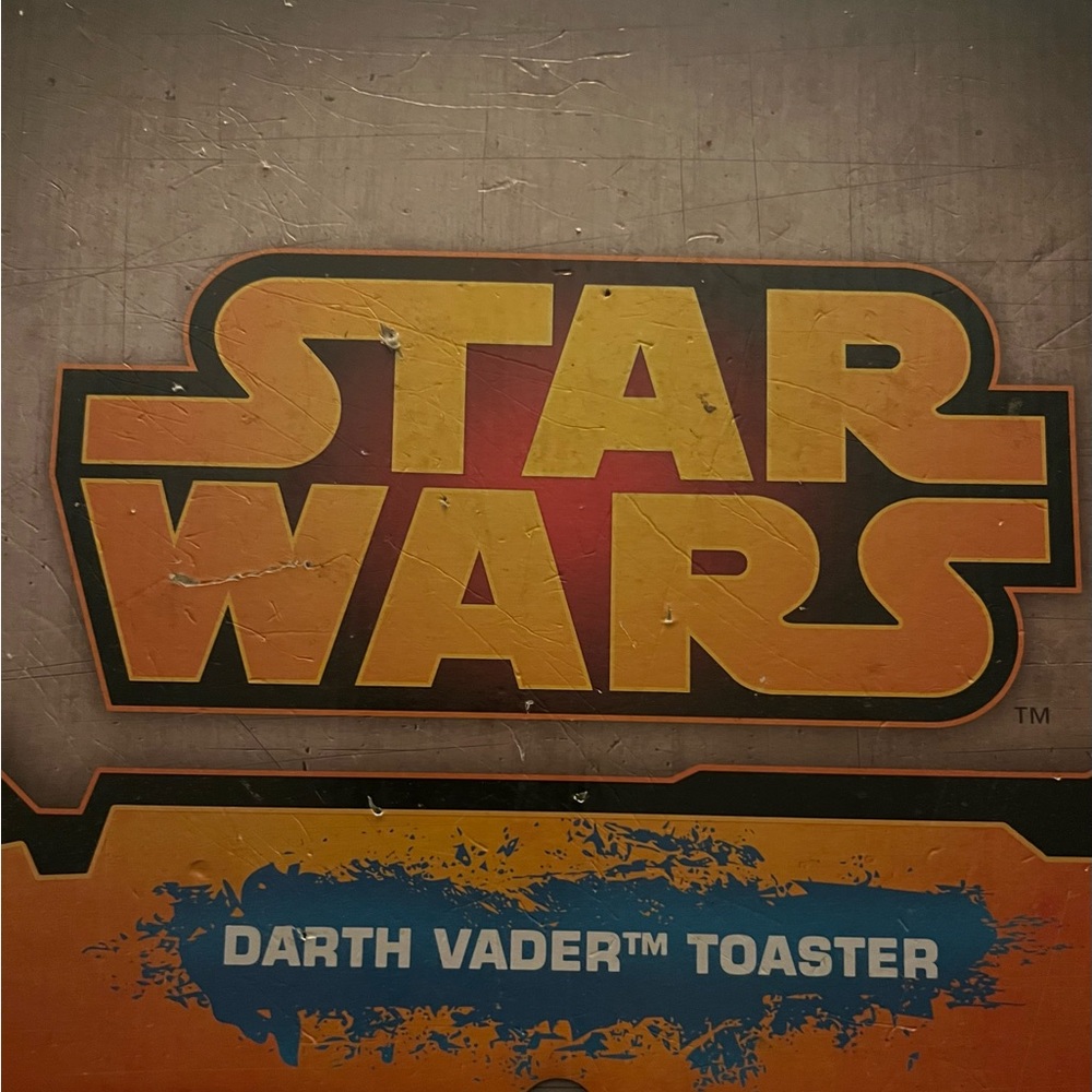 New in box never used. Disney Darth Vader Toaster